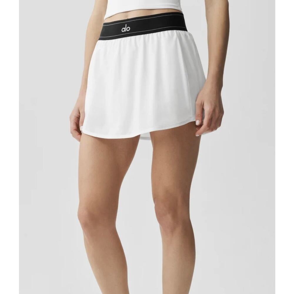Alo Yoga Match Point Tennis Skirt, White/Black, Style W6240R, Size M